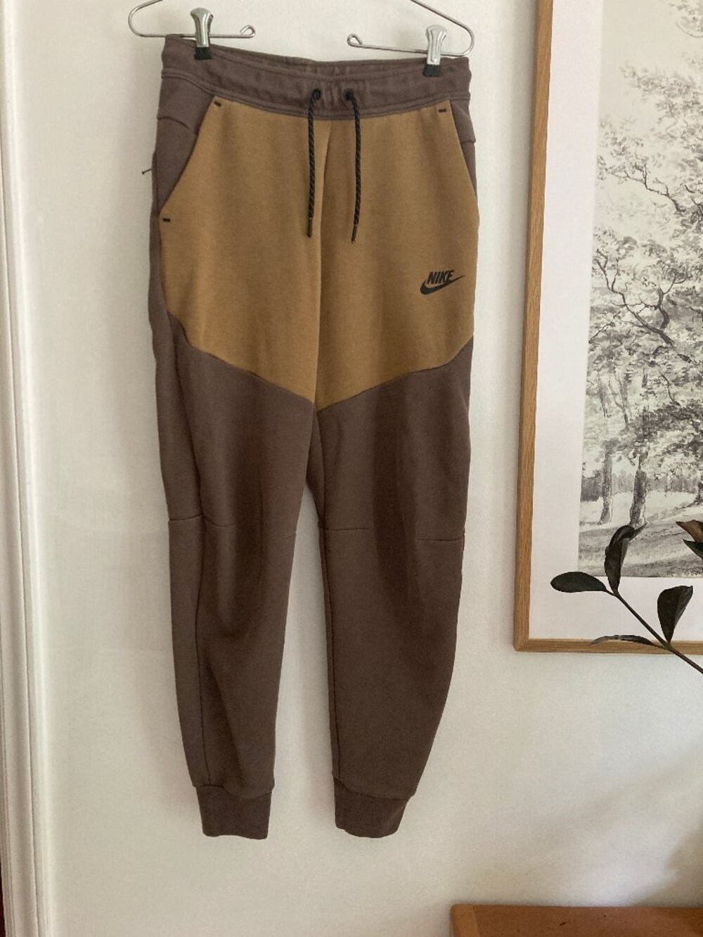 Nike Colorblock Tan/Grey Jogger Track Pants Size XS